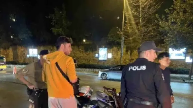 İstanbul'da motosikletli sürücülere yönelik polis denetimi yapıldı