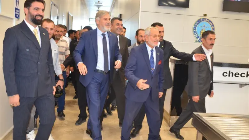 Yeniden Refah Partisi Genel Başkan Yardımcısı Muş'ta ziyaretlerde bulundu