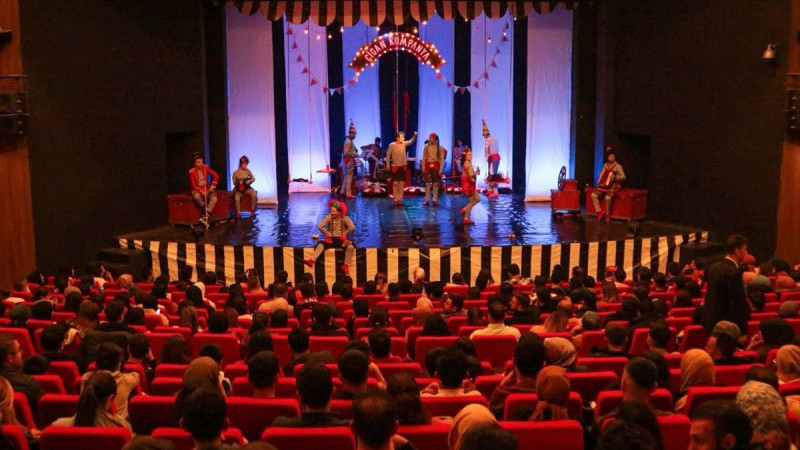 Van'da üniversite öğrencileri için tiyatro etkinliği düzenlendi